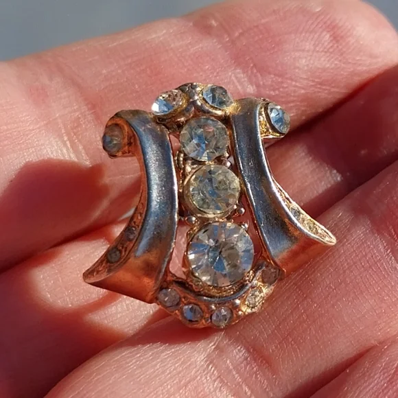 Coro Single Sterling Silver Earring - Picture 9 of 13